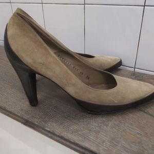 Ferragamo Womens Pumps